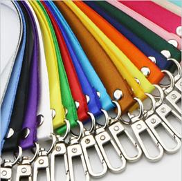 1.5CM铆钉大方钩